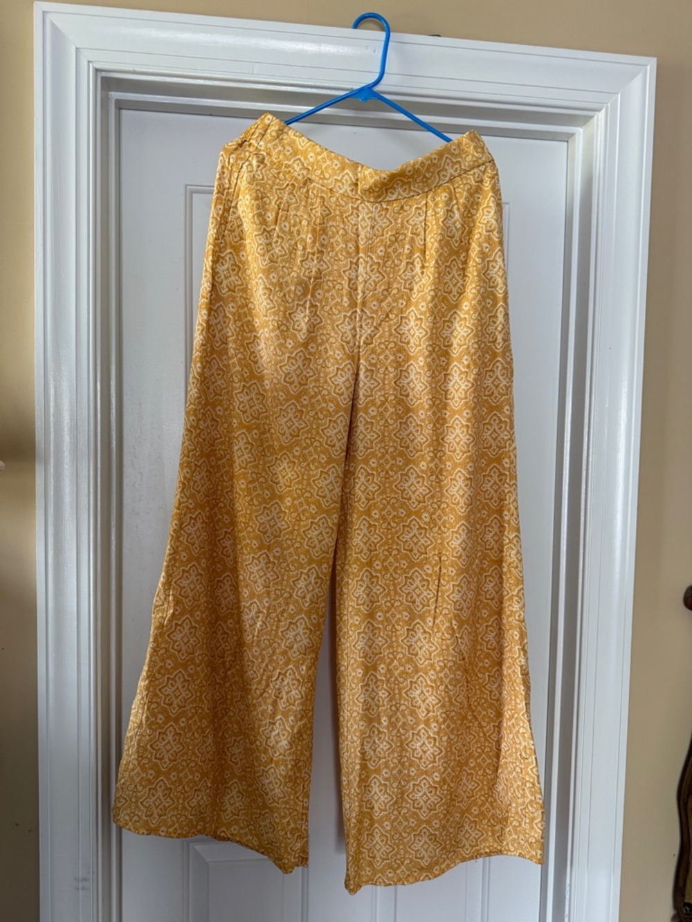Wonderly Light Blue & Navy Geometric Wide-Leg Pants Small